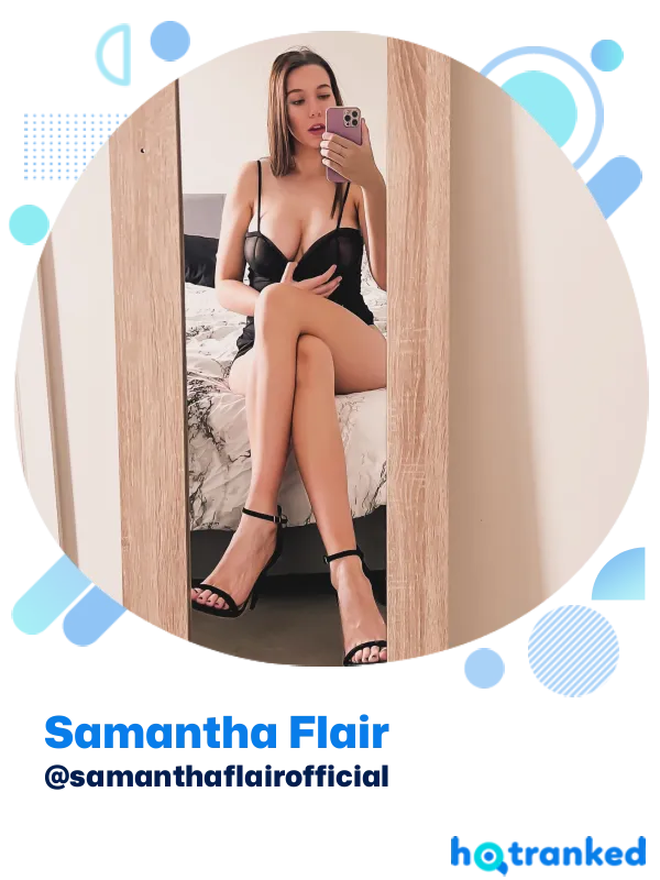 elegant Samantha Flair mirror selfie in black lingerie
